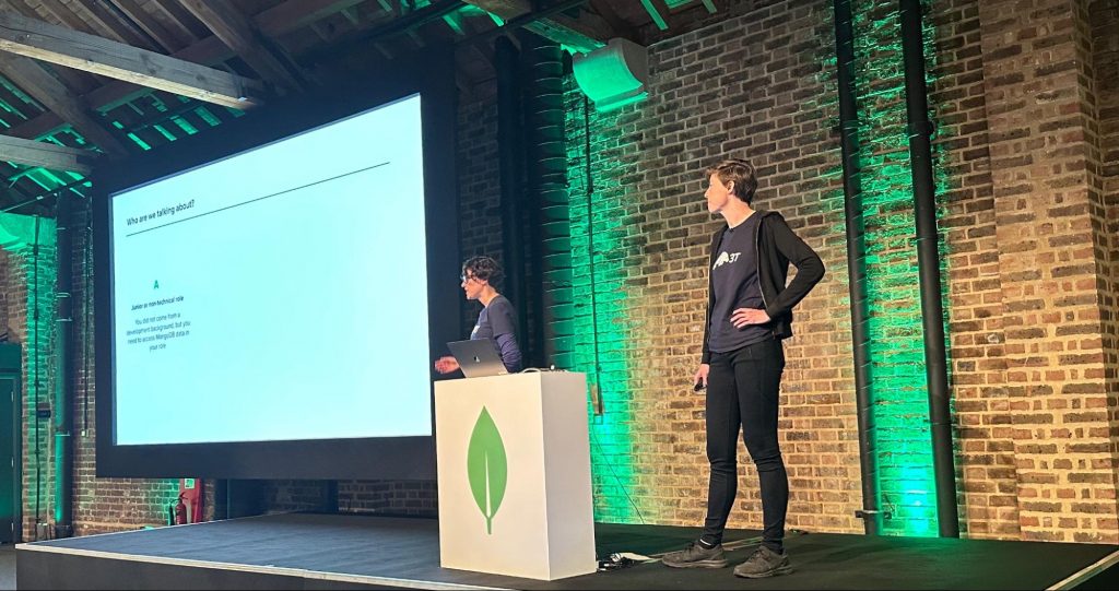 MongoDB.local London 2022: Studio 3T's Leigh and Becky presenting